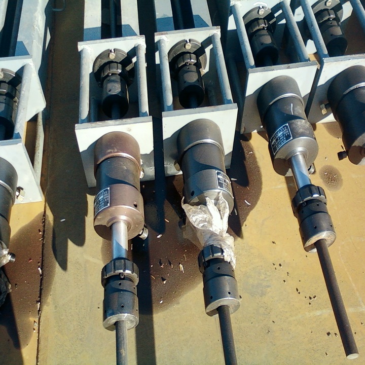 Easy Operation And Simple Hydraulic Jacks for Oil Tank Construction